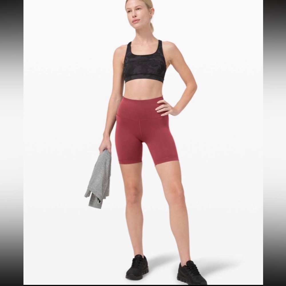 Wunder Train 6” shorts in Chianti size 6